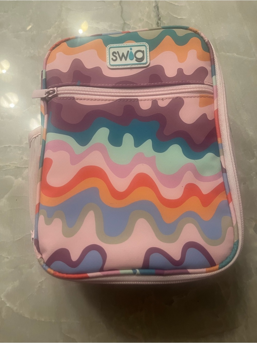 Swig Kids Multicolor Wavy Lunch Bag - Pink Accent